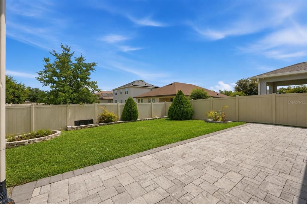 For Sale: $479,990 (4 beds, 2 baths, 1833 Square Feet)