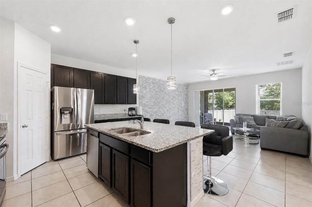 For Sale: $479,990 (4 beds, 2 baths, 1833 Square Feet)
