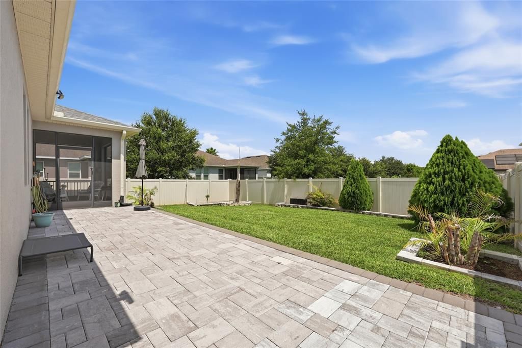 For Sale: $479,990 (4 beds, 2 baths, 1833 Square Feet)
