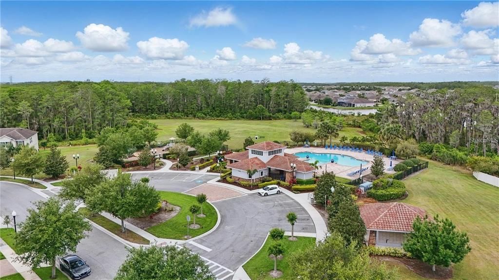 For Sale: $479,990 (4 beds, 2 baths, 1833 Square Feet)