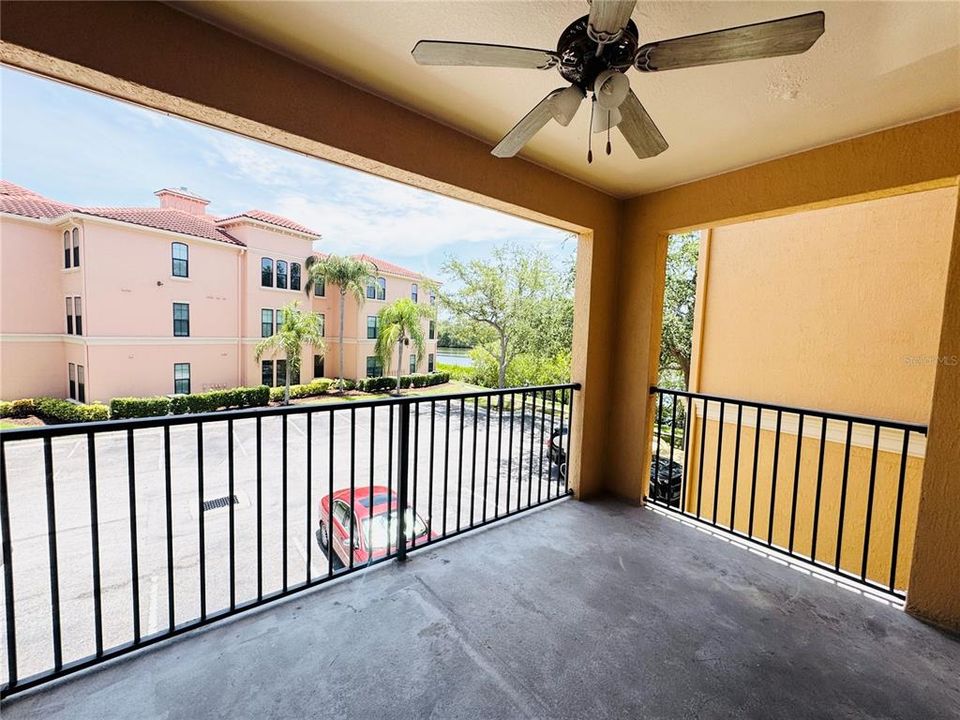 For Rent: $1,800 (1 beds, 1 baths, 770 Square Feet)