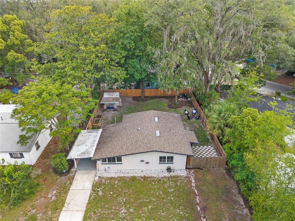 For Sale: $199,000 (2 beds, 1 baths, 915 Square Feet)