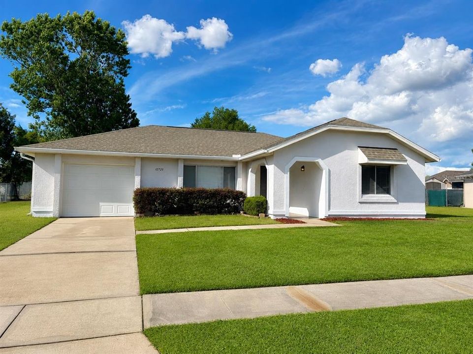 Vendido Recientemente: $343,000 (3 camas, 2 baños, 1305 Pies cuadrados)
