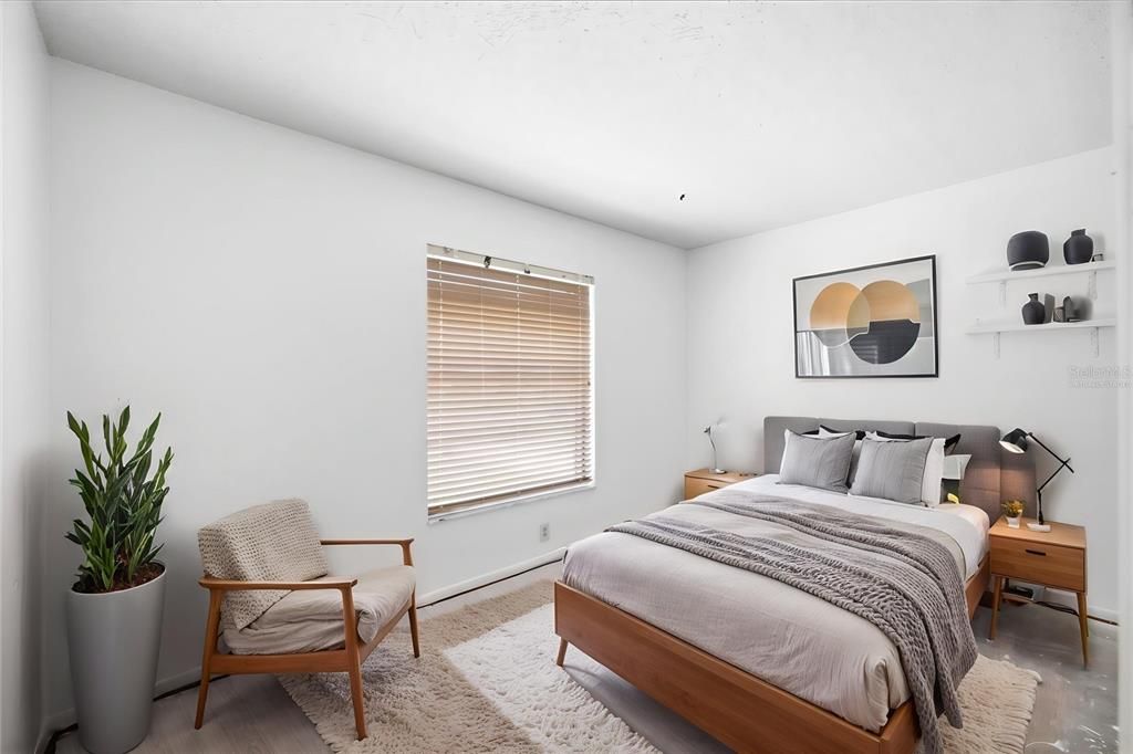 Active With Contract: $186,000 (2 beds, 2 baths, 1159 Square Feet)