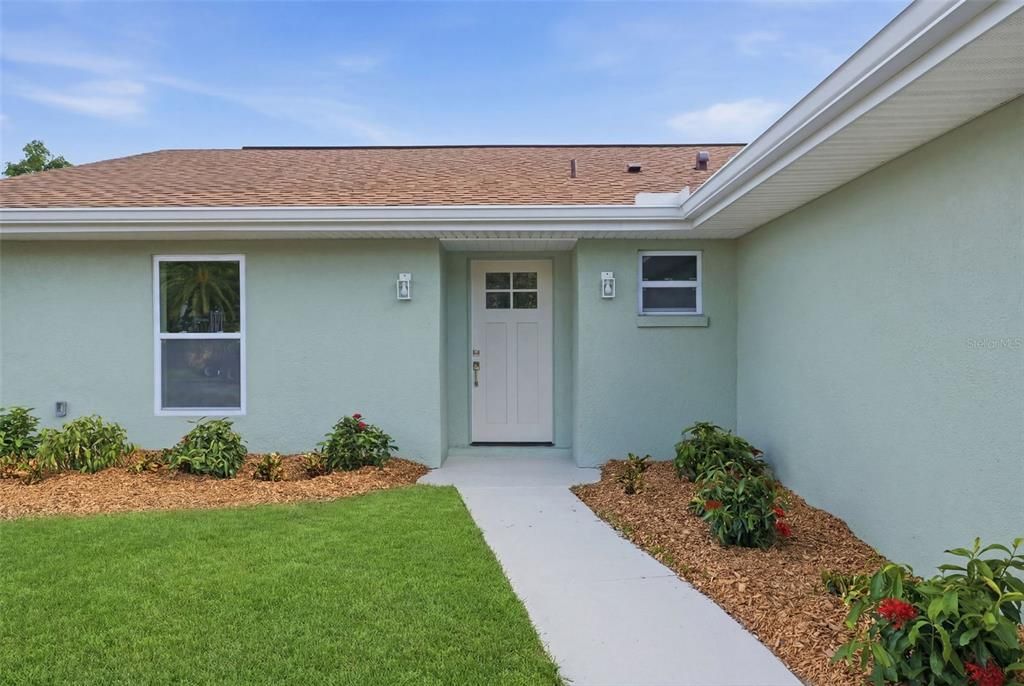 For Sale: $260,000 (3 beds, 2 baths, 1556 Square Feet)