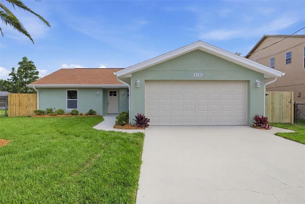 For Sale: $260,000 (3 beds, 2 baths, 1556 Square Feet)