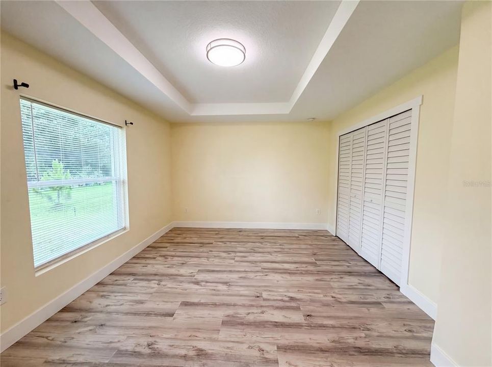 For Sale: $260,000 (3 beds, 2 baths, 1294 Square Feet)