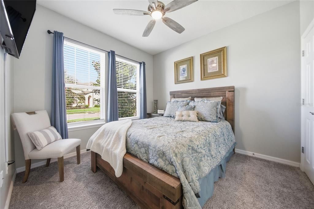 For Sale: $424,900 (4 beds, 2 baths, 1964 Square Feet)