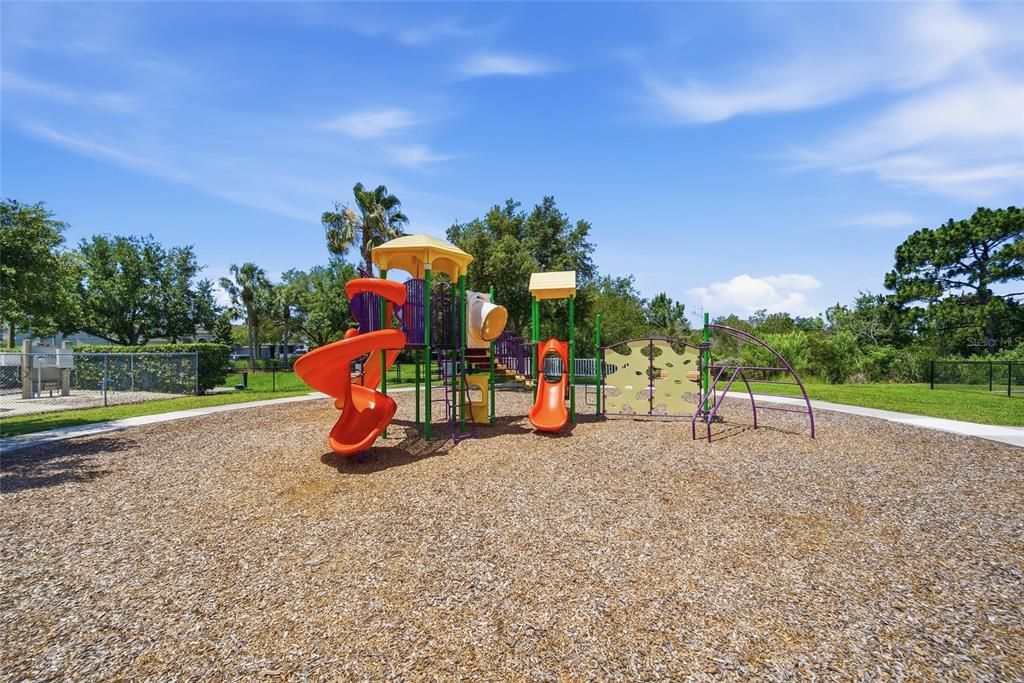 For Sale: $424,900 (4 beds, 2 baths, 1964 Square Feet)