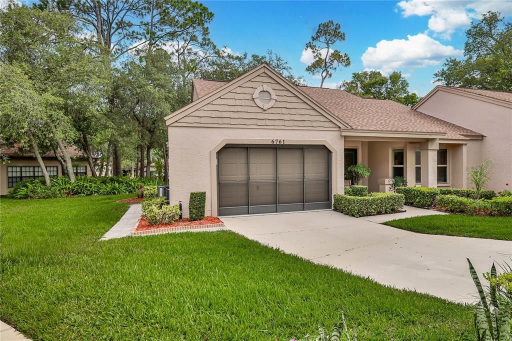 For Sale: $259,900 (2 beds, 2 baths, 1204 Square Feet)
