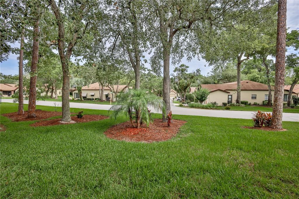 For Sale: $259,900 (2 beds, 2 baths, 1204 Square Feet)