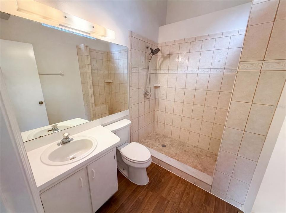 На продажу: $180,000 (3 спален, 2 ванн, 1485 Квадратных фут)