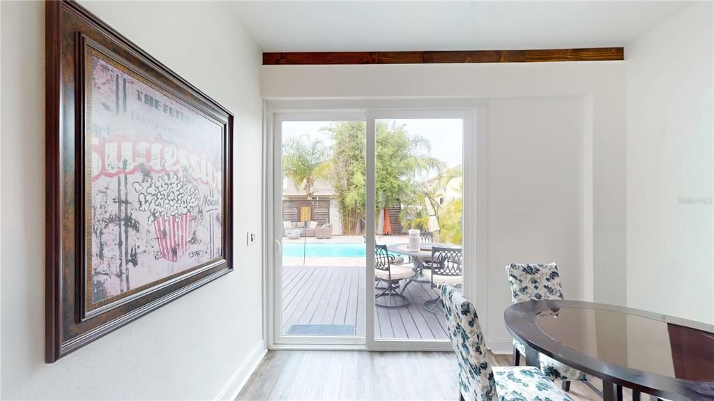 En Venta: $649,900 (5 camas, 3 baños, 3300 Pies cuadrados)