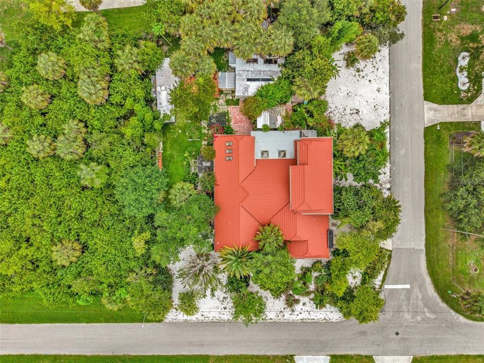 For Sale: $489,400 (4 beds, 3 baths, 4060 Square Feet)