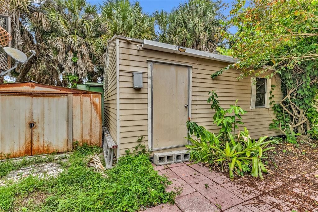 For Sale: $489,400 (4 beds, 3 baths, 4060 Square Feet)