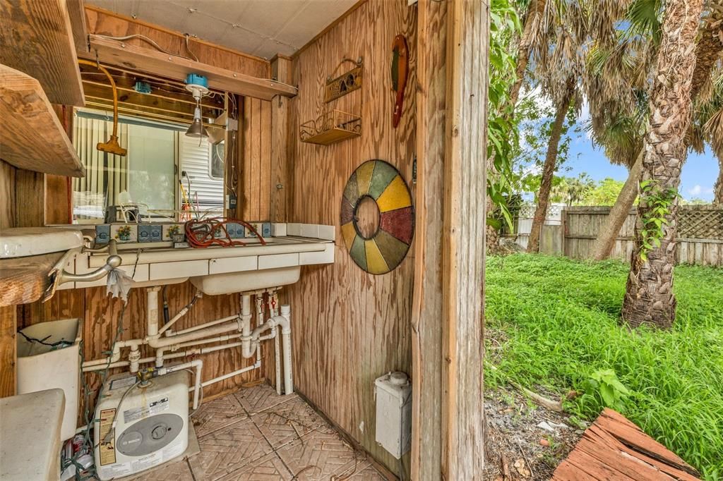 For Sale: $489,400 (4 beds, 3 baths, 4060 Square Feet)