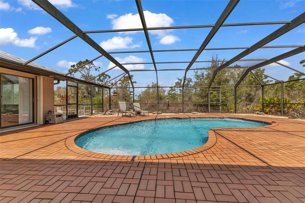 En Venta: $669,400 (3 camas, 2 baños, 2294 Pies cuadrados)