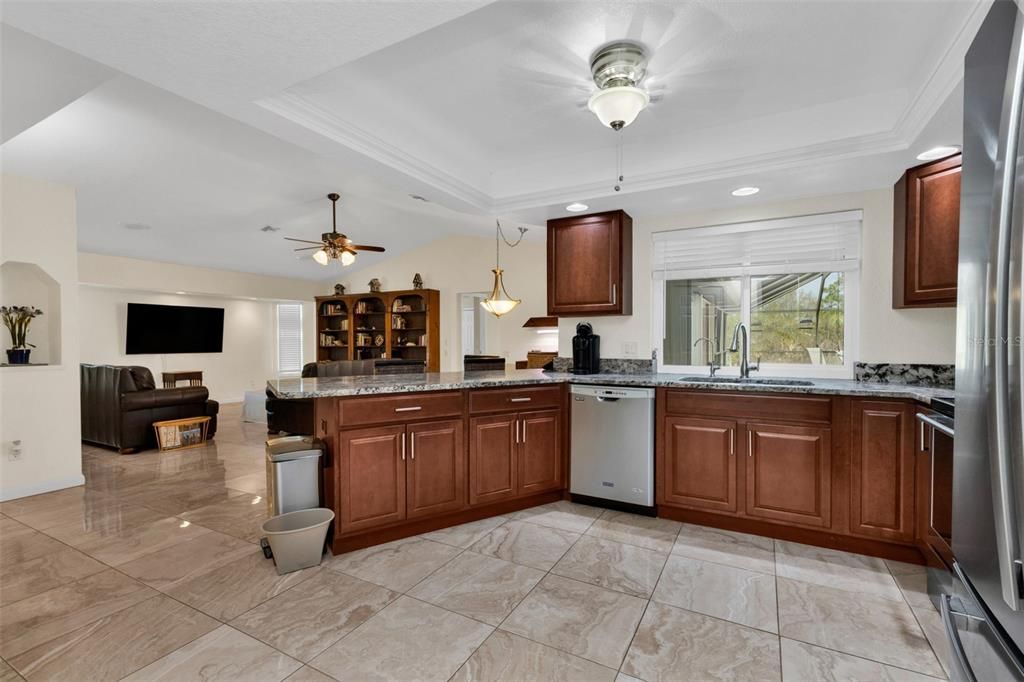 En Venta: $669,400 (3 camas, 2 baños, 2294 Pies cuadrados)
