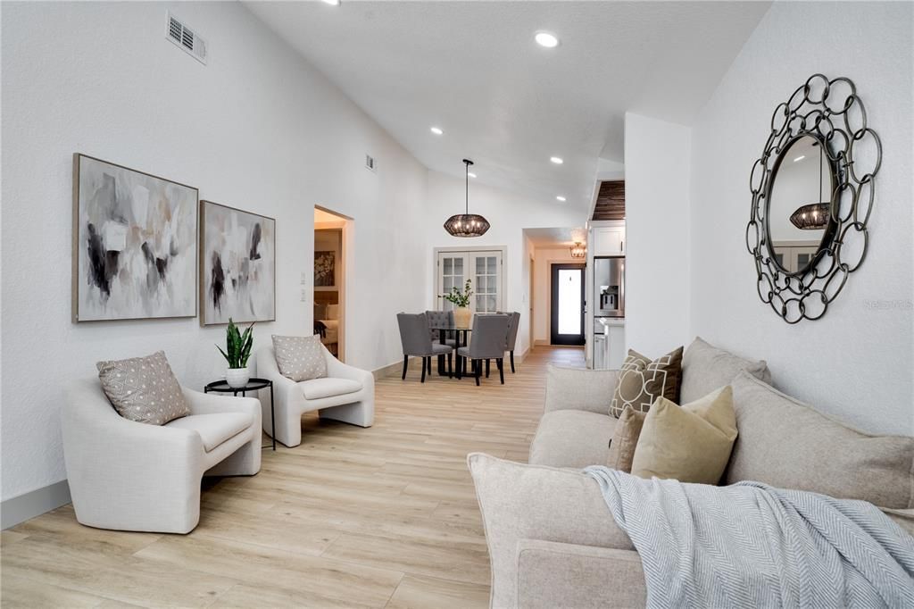 For Sale: $1,200,000 (6 beds, 3 baths, 3450 Square Feet)