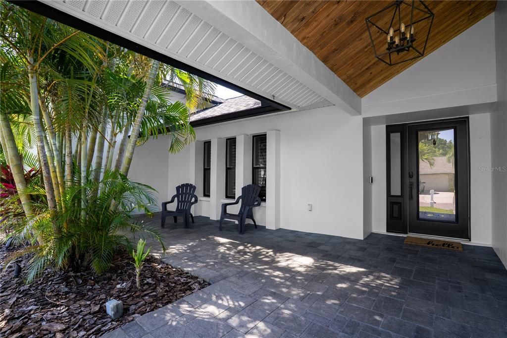 For Sale: $1,200,000 (6 beds, 3 baths, 3450 Square Feet)
