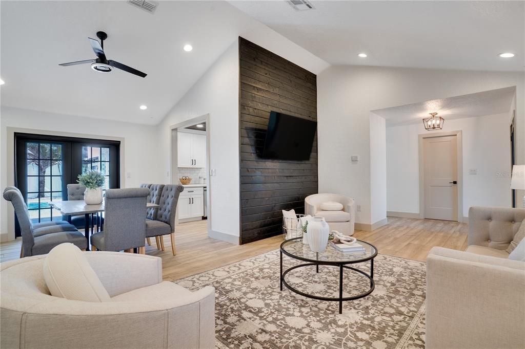 For Sale: $1,200,000 (6 beds, 3 baths, 3450 Square Feet)