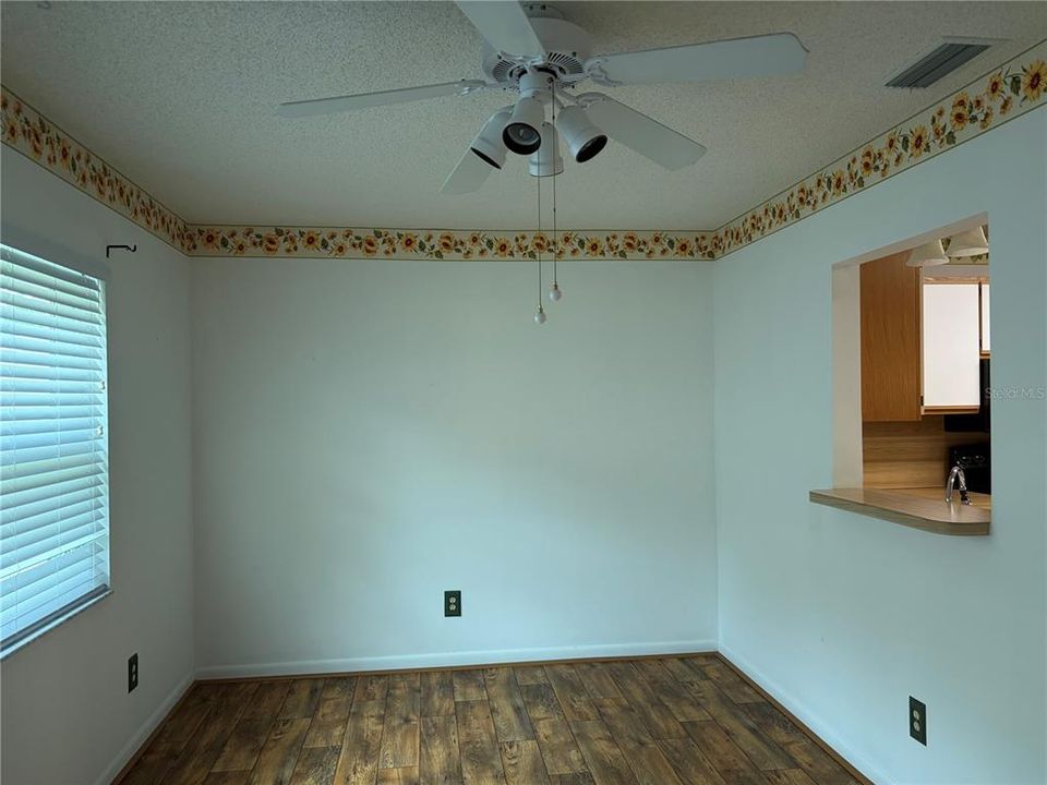 En Venta: $124,900 (2 camas, 2 baños, 1220 Pies cuadrados)