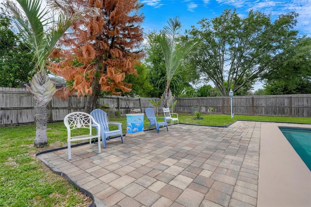 For Sale: $385,000 (3 beds, 2 baths, 1581 Square Feet)