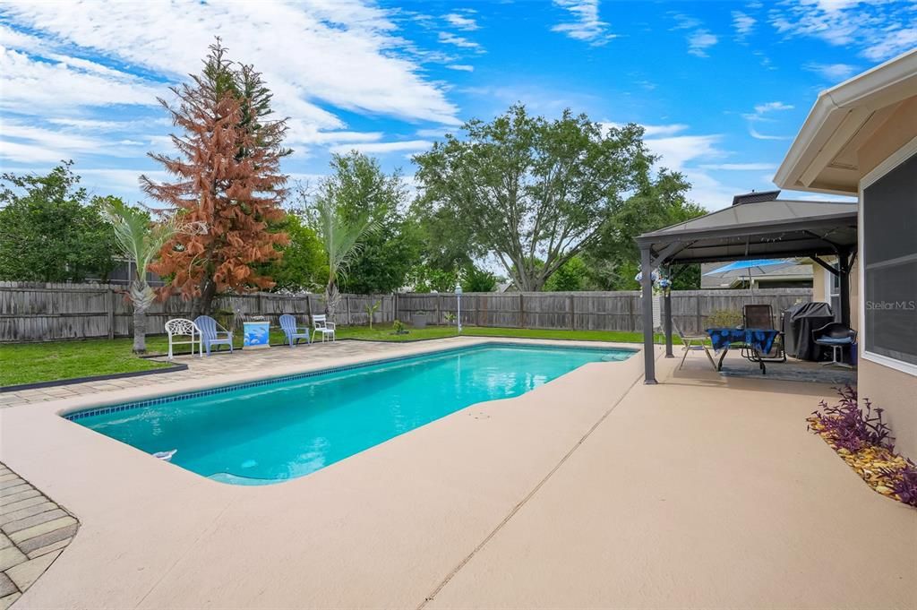 For Sale: $385,000 (3 beds, 2 baths, 1581 Square Feet)