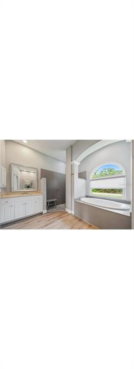 En Venta: $775,000 (3 camas, 2 baños, 2348 Pies cuadrados)