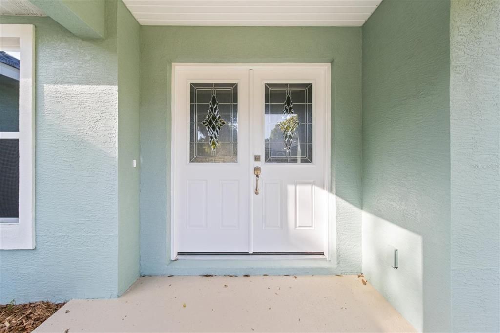 For Sale: $329,900 (3 beds, 2 baths, 1723 Square Feet)