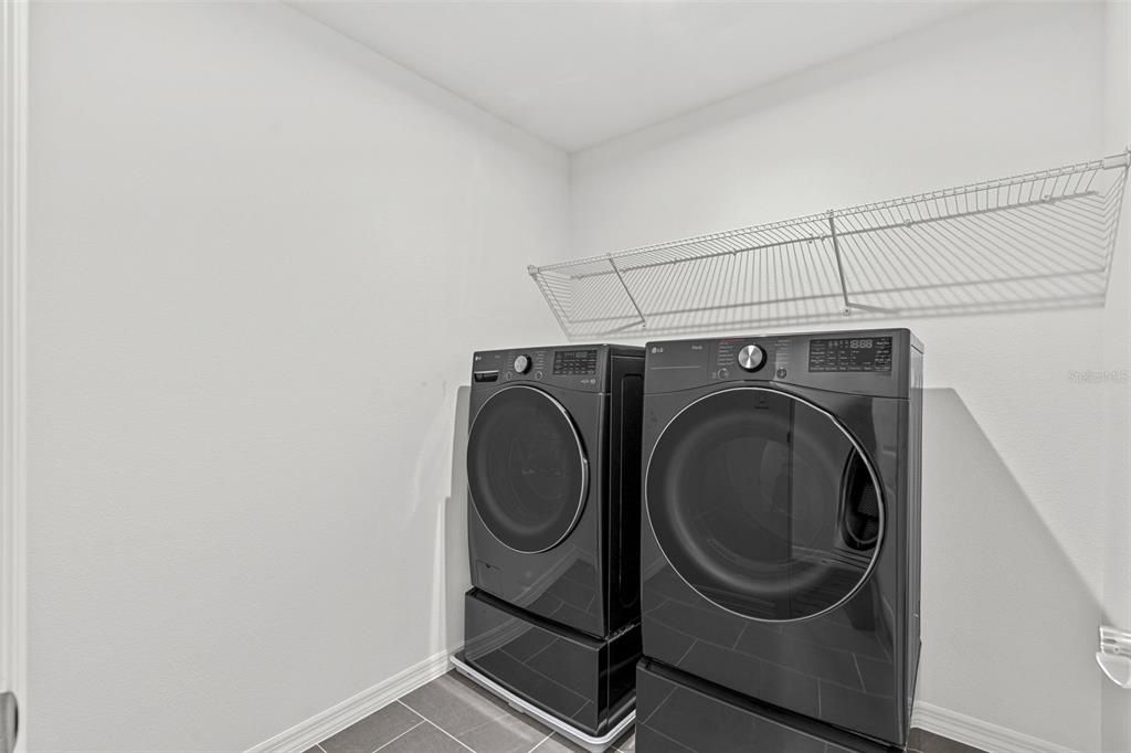 На продажу: $499,999 (5 спален, 4 ванн, 2892 Квадратных фут)