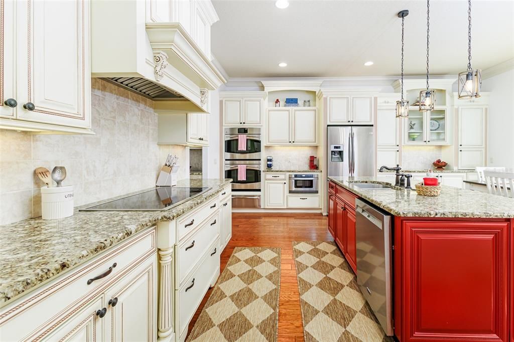 For Sale: $1,099,900 (5 beds, 5 baths, 3890 Square Feet)