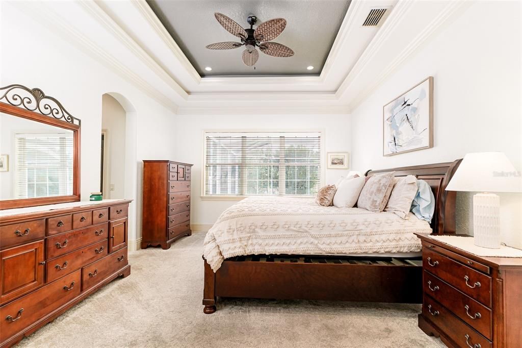 For Sale: $1,099,900 (5 beds, 5 baths, 3890 Square Feet)