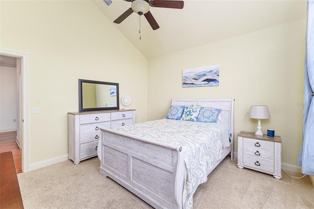 For Sale: $1,099,900 (5 beds, 5 baths, 3890 Square Feet)