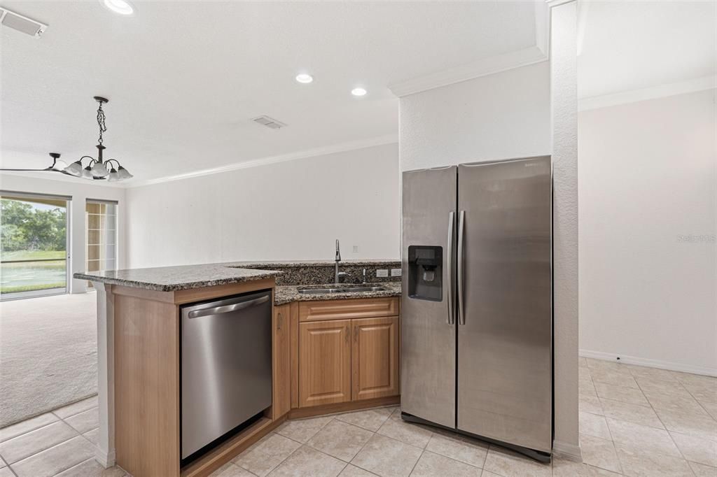 For Sale: $235,000 (2 beds, 2 baths, 1458 Square Feet)