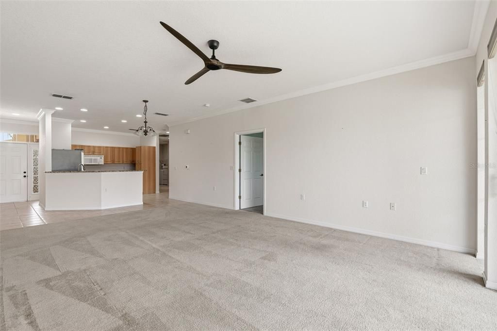 For Sale: $235,000 (2 beds, 2 baths, 1458 Square Feet)