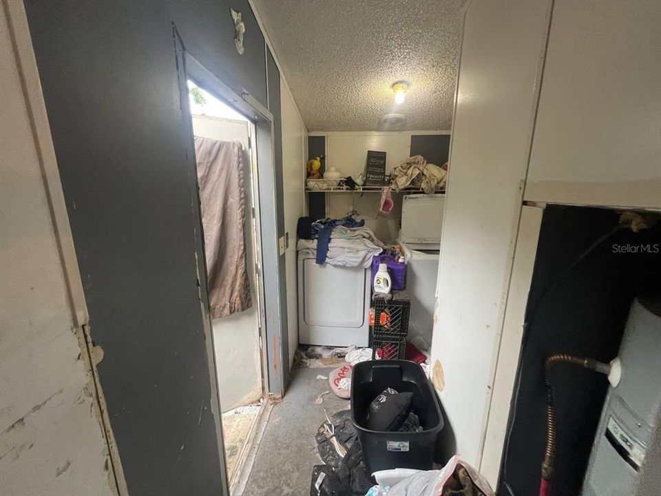 For Sale: $130,000 (4 beds, 2 baths, 1508 Square Feet)