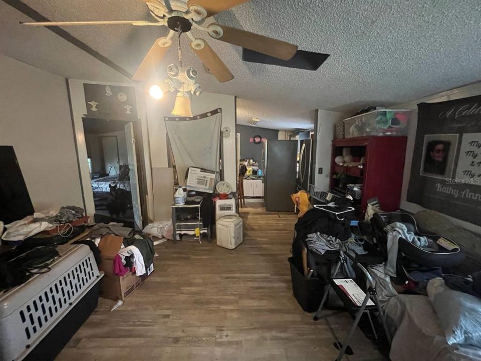 For Sale: $130,000 (4 beds, 2 baths, 1508 Square Feet)
