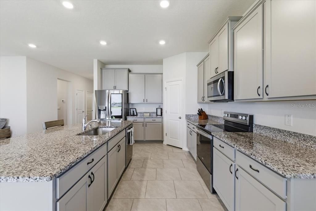 For Sale: $420,000 (4 beds, 2 baths, 2035 Square Feet)