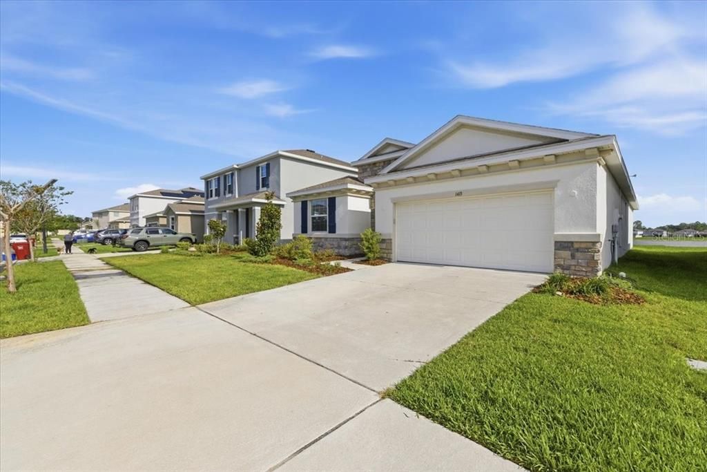 For Sale: $420,000 (4 beds, 2 baths, 2035 Square Feet)