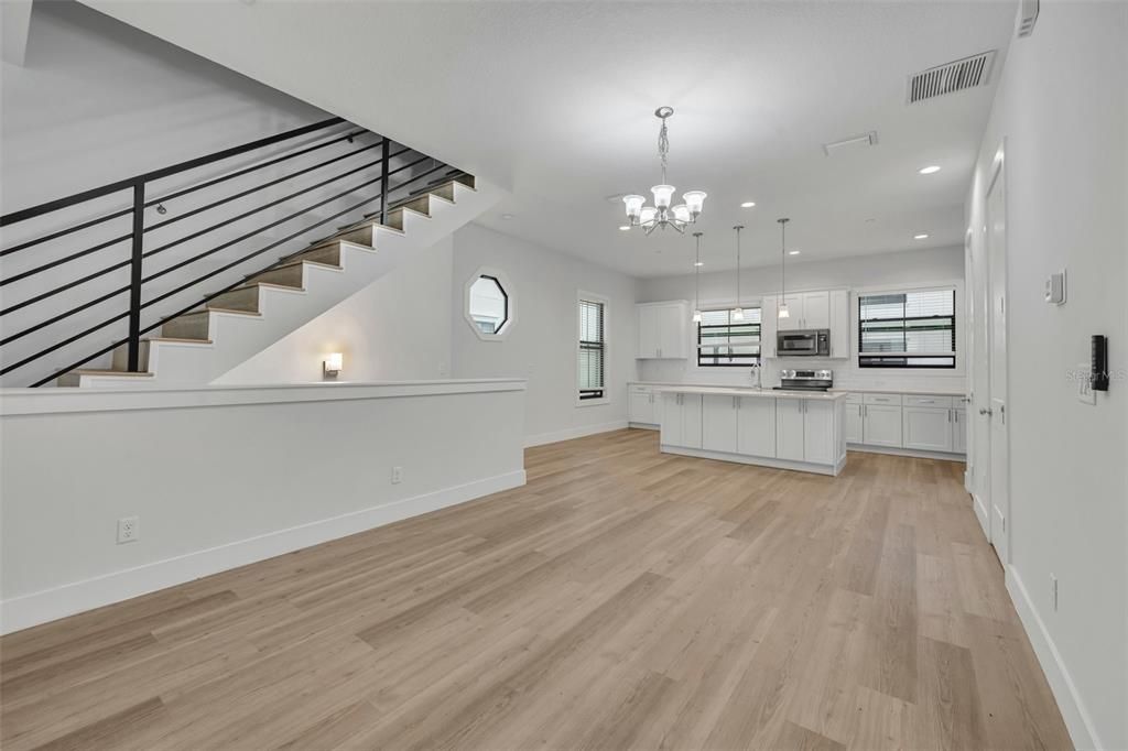 В аренду: $3,300 (3 спален, 3 ванн, 2127 Квадратных фут)