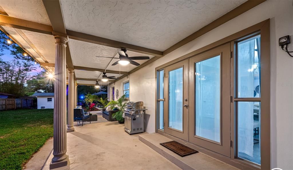 For Sale: $1,550,000 (6 beds, 3 baths, 2506 Square Feet)