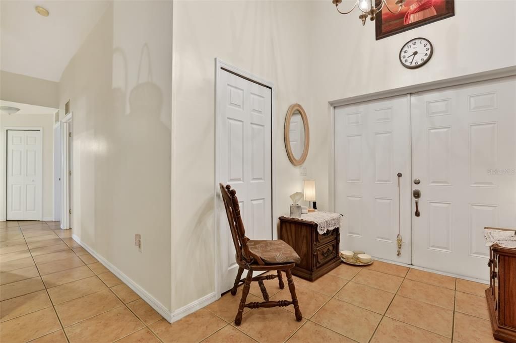 For Sale: $344,900 (3 beds, 2 baths, 1899 Square Feet)