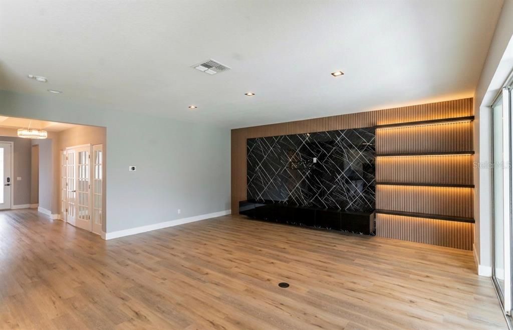 For Sale: $849,000 (4 beds, 3 baths, 3061 Square Feet)