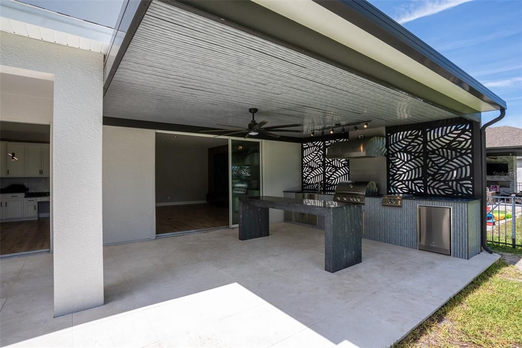 For Sale: $849,000 (4 beds, 3 baths, 3061 Square Feet)