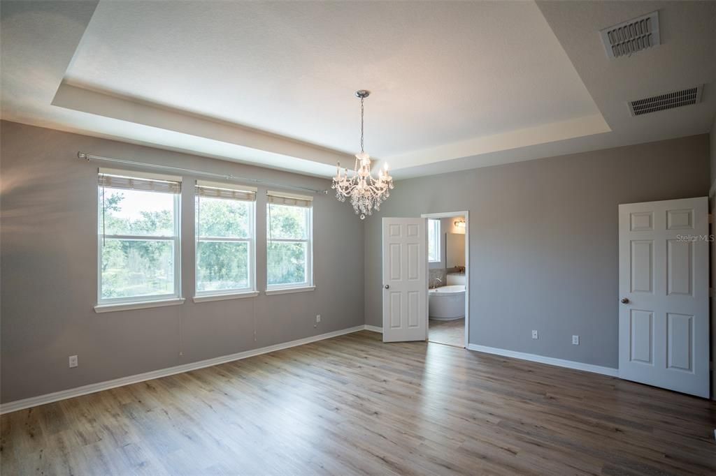 For Sale: $849,000 (4 beds, 3 baths, 3061 Square Feet)