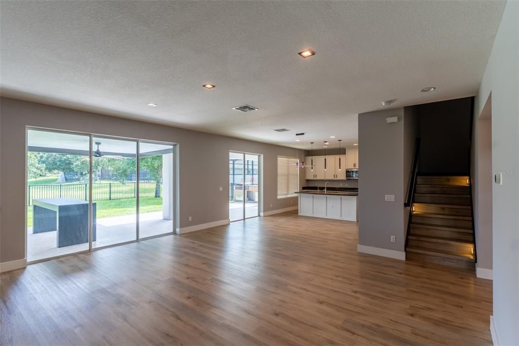 For Sale: $849,000 (4 beds, 3 baths, 3061 Square Feet)