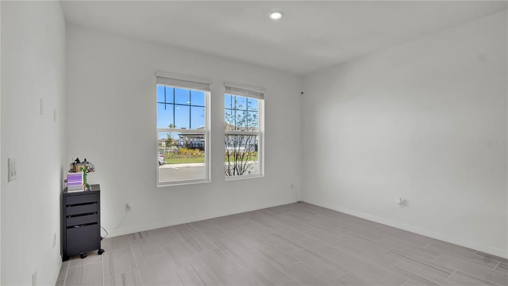 В аренду: $2,600 (4 спален, 2 ванн, 2011 Квадратных фут)