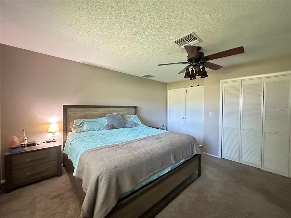 For Sale: $305,000 (3 beds, 2 baths, 1346 Square Feet)