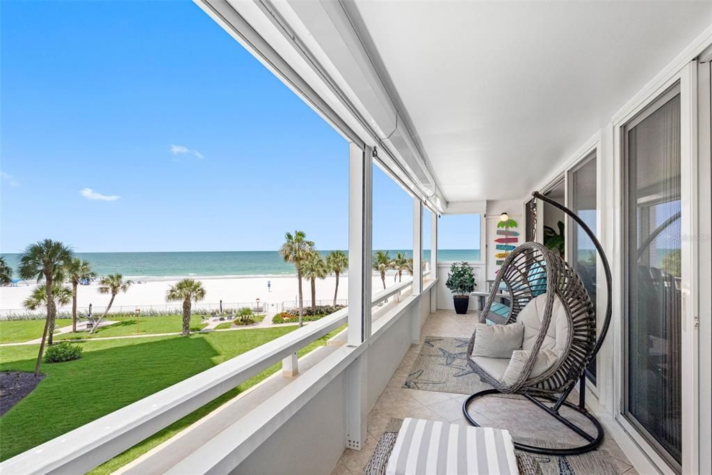 For Sale: $500,000 (1 beds, 1 baths, 1060 Square Feet)